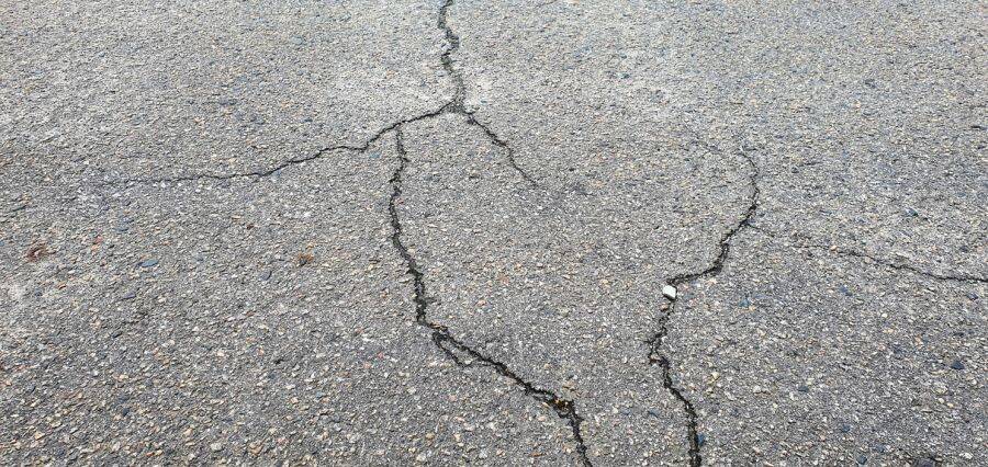 Crack Filling and Repair by Town & Country Asphalt