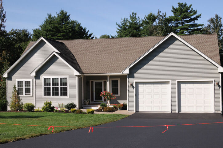 Blacktop Sealing by Town & Country Asphalt